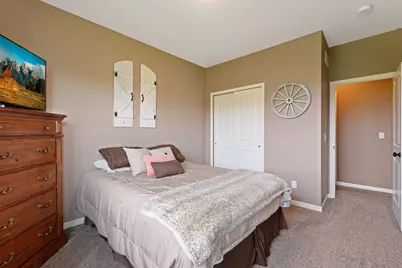1106 Lorraine Court, Carver, MN 55315 - Photo 20