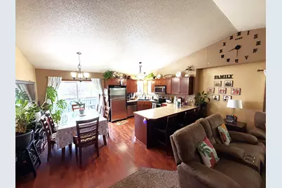 4294 Auburn Avenue S, Fargo, ND 58104 - Photo 4