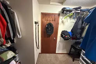 4294 Auburn Ave S, Fargo, ND 58104 - Photo 8