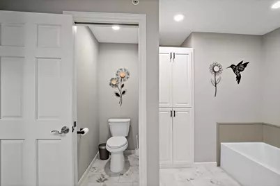 337 Willoughby Way W, Minnetonka, MN 55305 - Photo 28