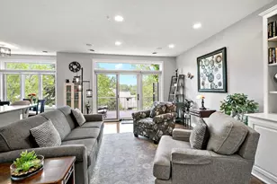 337 Willoughby Way W, Minnetonka, MN 55305 - Photo 6