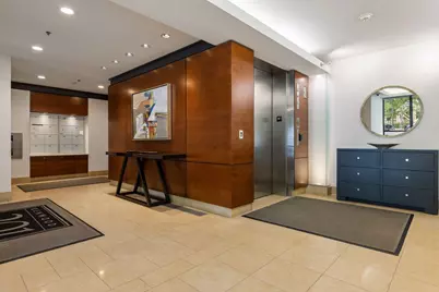 301 Kenwood Parkway #302, Minneapolis, MN 55403 - Photo 2