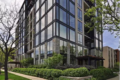 301 Kenwood Parkway #302, Minneapolis, MN 55403 - Photo 2