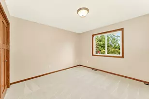 2350 Ponderosa Dr SW, Rochester, MN 55902 - Photo 18