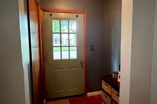 317 W Lincoln St, Luverne, MN 56156 - Photo 2