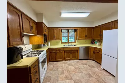 317 W Lincoln Street, Luverne, MN 56156 - Photo 8