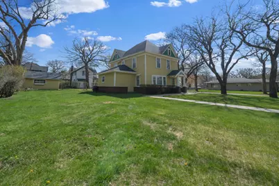 424 6th Avenue W, Alexandria, MN 56308 - Photo 6