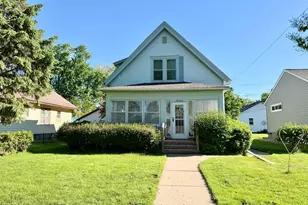 1842 W 6th St, Red Wing, MN 55066 - Photo 2