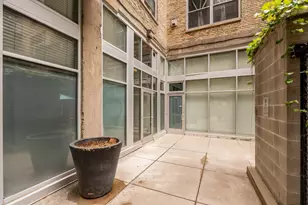 521 S 7th St, Minneapolis, MN 55415 - Photo 24