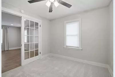 605 9th Avenue SW, Austin, MN 55912 - Photo 10
