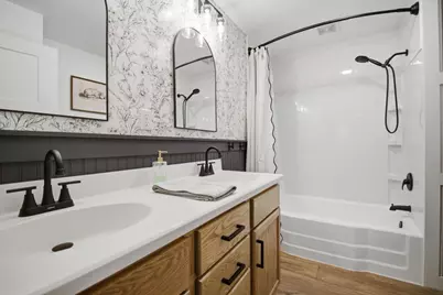 605 9th Avenue SW, Austin, MN 55912 - Photo 1