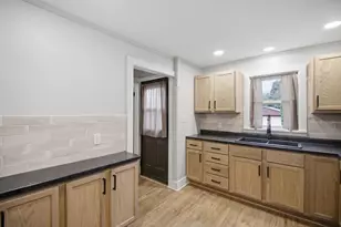 605 9th Ave SW, Austin, MN 55912 - Photo 12
