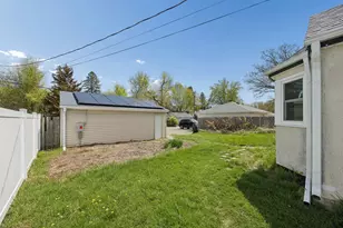 1652 Atlantic St, Saint Paul, MN 55106 - Photo 20