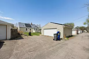 1652 Atlantic St, Saint Paul, MN 55106 - Photo 22