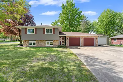 655 20th Street NE, Owatonna, MN 55060 - Photo 1