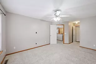 820 Princeton Ave, Shakopee, MN 55379 - Photo 18