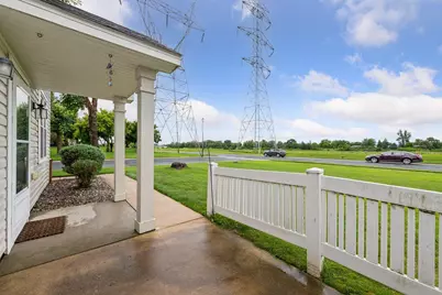 820 Princeton Avenue, Shakopee, MN 55379 - Photo 2