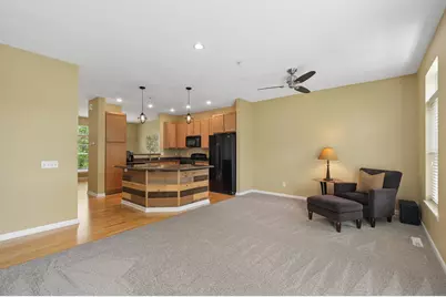 12219 82nd Avenue N #67, Maple Grove, MN 55369 - Photo 4