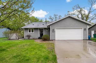 14125 36th Ave N, Plymouth, MN 55447 - Photo 2