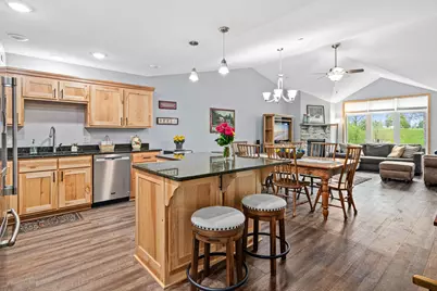 914 Cart Way Lane, Hinckley, MN 55037 - Photo 8