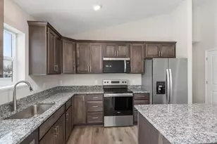700 Erin Circle, Green Isle, MN 55338 - Photo 14