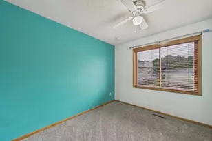 9176 Sierra Rd, Woodbury, MN 55125 - Photo 14