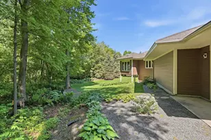 1415 Thelen Farm Trail, Houlton, WI 54082 - Photo 28