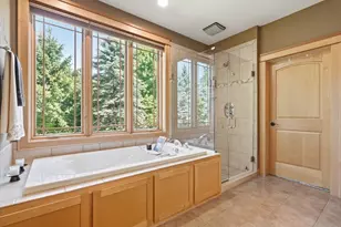 1415 Thelen Farm Trail, Houlton, WI 54082 - Photo 12