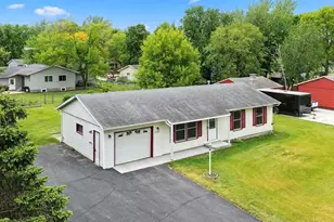 6286 Fairfax Trail, Warsaw, MN 55087 - Photo 2