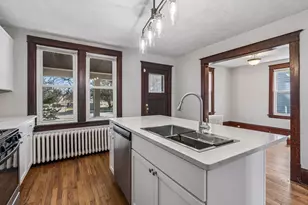 1529 Dale St N, Saint Paul, MN 55117 - Photo 6