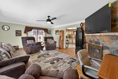 409 1st Street SE, Hinckley, MN 55037 - Photo 6