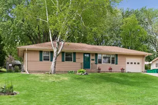 2949 Aquila Ave N, Crystal, MN 55427 - Photo 2