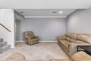 715 Lake Ridge Dr, Woodbury, MN 55129 - Photo 22