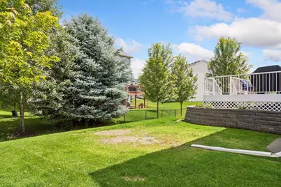 715 Lake Ridge Drive, Woodbury, MN 55129 - Photo 30