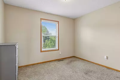 715 Lake Ridge Drive, Woodbury, MN 55129 - Photo 20