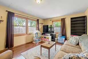 145 17th St NE, Owatonna, MN 55060 - Photo 2