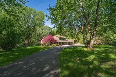 10665 Akron Avenue, Inver Grove Heights, MN 55077 - Photo 2