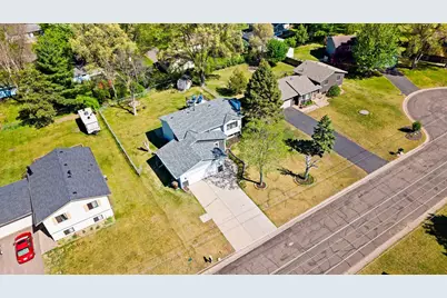 11610 Louisiana Avenue N, Champlin, MN 55316 - Photo 40