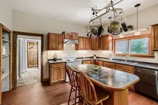1647 Ames Ave, Saint Paul, MN 55106 - Photo 6