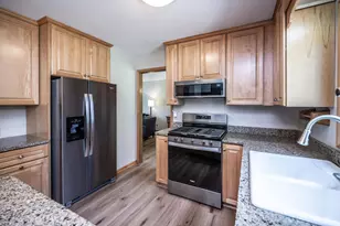 868 Basswood Ln, Eagan, MN 55123 - Photo 14