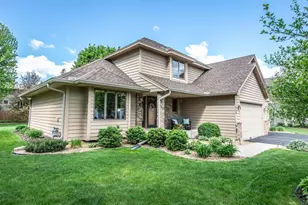 868 Basswood Ln, Eagan, MN 55123 - Photo 42