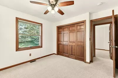 1915 Folwell Drive SW, Rochester, MN 55902 - Photo 20