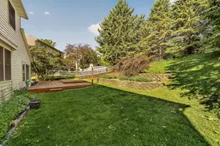 1915 Folwell Dr SW, Rochester, MN 55902 - Photo 28