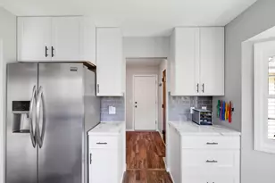 11147 Virginia Ave N, Champlin, MN 55316 - Photo 8