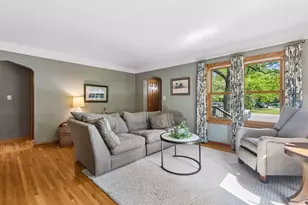 1866 Edgewater Ave, Arden Hills, MN 55112 - Photo 4