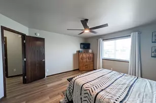 5817 57th Ave S, Fargo, ND 58104 - Photo 38
