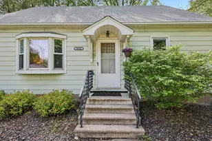 30690 N Lakes Trail, Lindstrom, MN 55045 - Photo 2