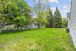 2445 16th Ave E, North Saint Paul, MN 55109 - Photo 18