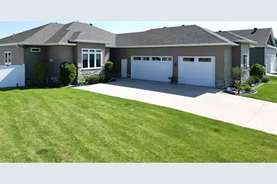 410 Freedom Terrace E, West Fargo, ND 58078 - Photo 16