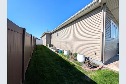 410 Freedom Terrace E, West Fargo, ND 58078 - Photo 76